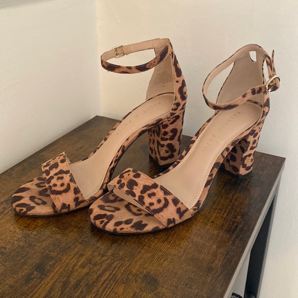 Kelly & Katie 6.5 Animal Print Heels
